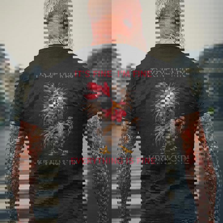 おかしいよ大丈夫、大丈夫、全部大丈夫だクレイジーチキン メンズTシャツ バックプリント 高齢者への贈り物