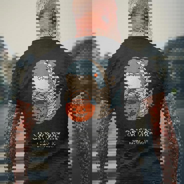 かわいいサメ ミイラ ハロウィン メンズ レディース キッズ おもしろサメ メンズTシャツ バックプリント 高齢者への贈り物