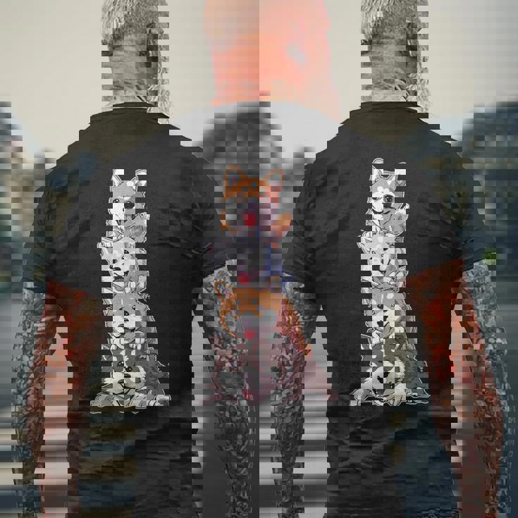 かわいい秋田犬が重ねて重ねられています メンズTシャツ バックプリント 高齢者への贈り物