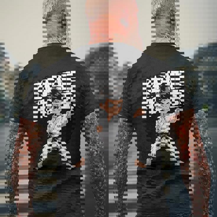 かわいい空手少年 格闘技キッド メンズTシャツ バックプリント 高齢者への贈り物