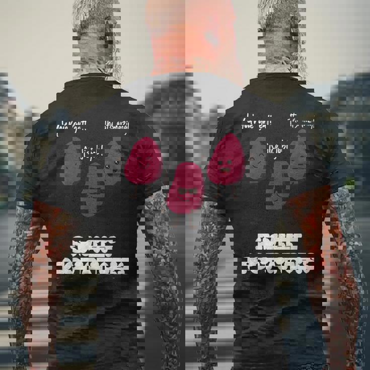 さつまいもを称賛する面白いさつまいもギャング メンズTシャツ バックプリント 高齢者への贈り物