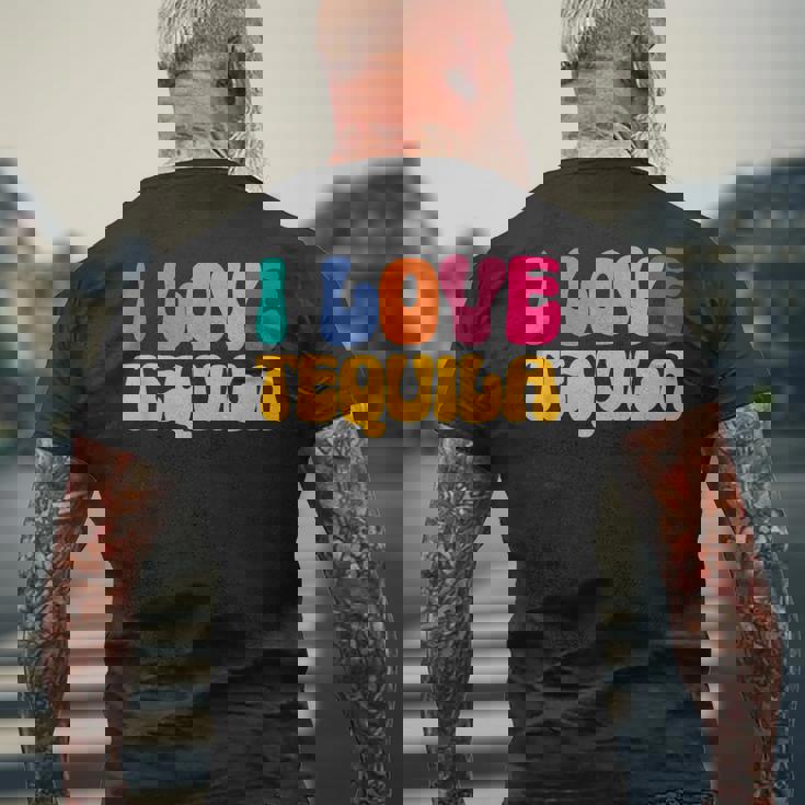 アイ・ラブ・テキーラ、グルーヴィー・テキーラ・ドリンカー・ラバーズ メンズTシャツ バックプリント 高齢者への贈り物