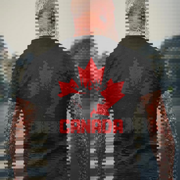 カナダヘラジカ メープルリーフ プライド ヴィンテージ カナダ国旗 メンズTシャツ バックプリント 高齢者への贈り物