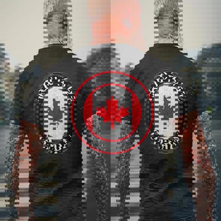 カナダ国旗tシャツ、カナダのtシャツ、カナダ国旗、カナダ地図 メンズTシャツ バックプリント 高齢者への贈り物