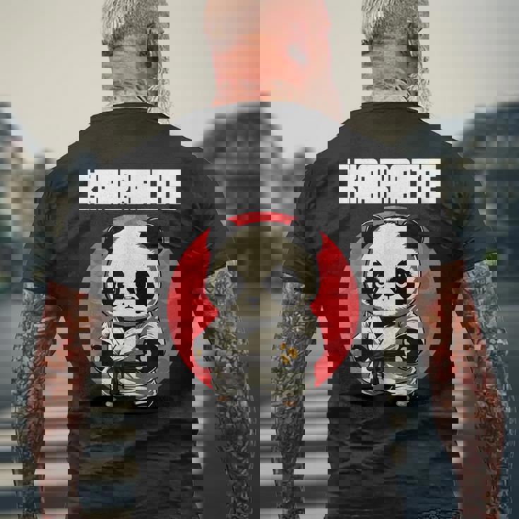 カラテカと空手パンダ メンズTシャツ バックプリント 高齢者への贈り物