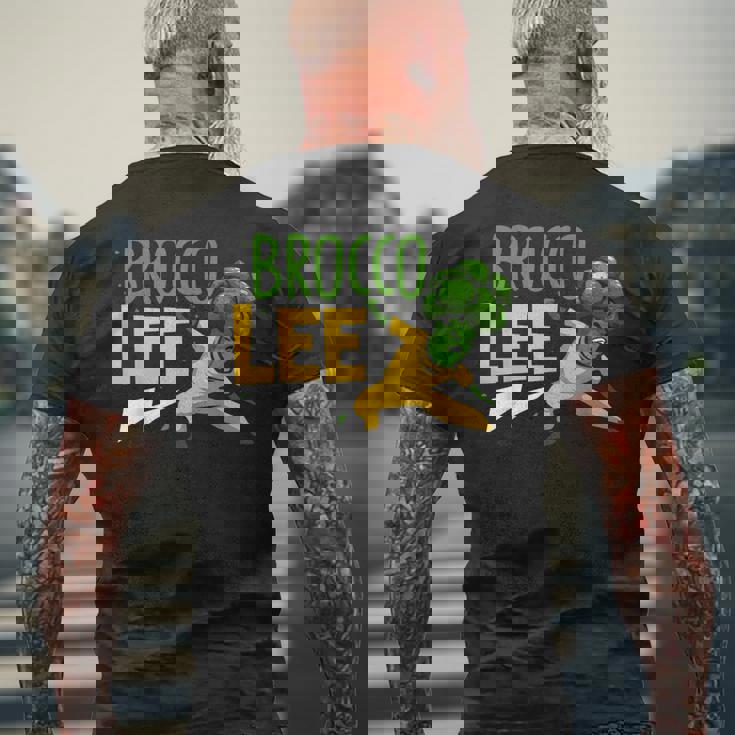 カンフー ブロッコリー ブロッコリー ビーガン 野菜 メンズTシャツ バックプリント 高齢者への贈り物