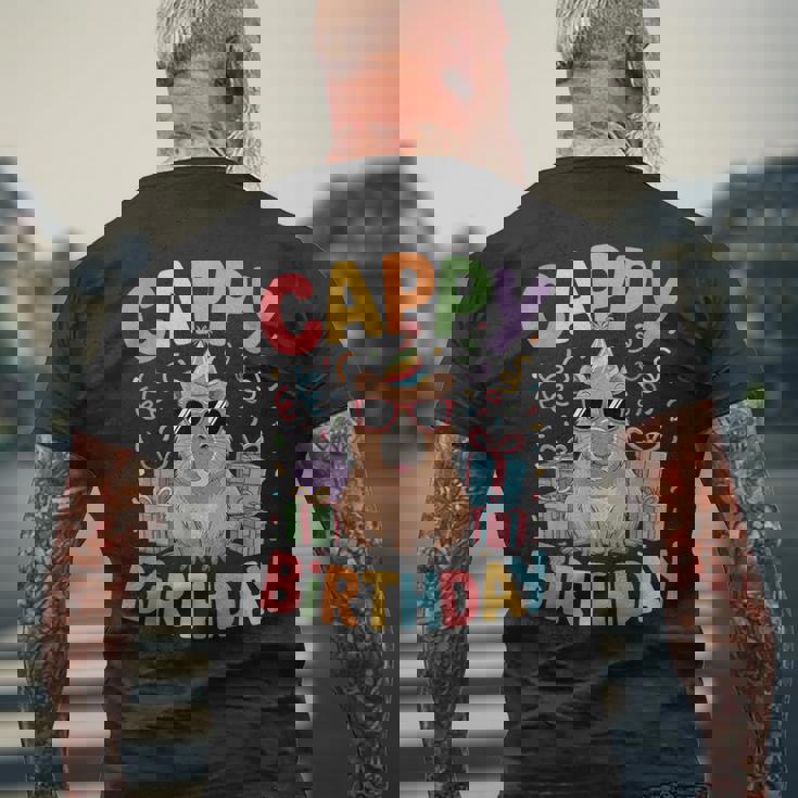 キャッピー・バースデー・カピバラ愛好家 バースデー・カピバラcappy Birthday メンズTシャツ バックプリント 高齢者への贈り物