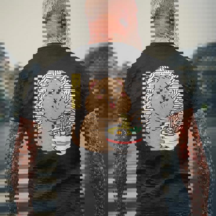 クオッカ、ラーメンを食べるクオッカ、クオッカカワイイ、クオッカ メンズTシャツ バックプリント 高齢者への贈り物