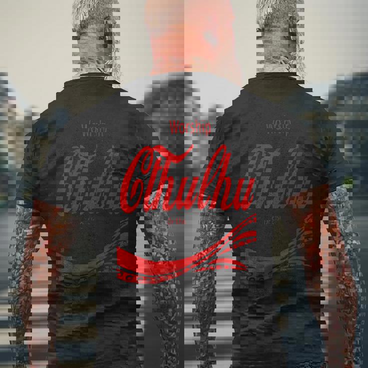 クトゥルフまたはその他 メンズTシャツ バックプリント 高齢者への贈り物