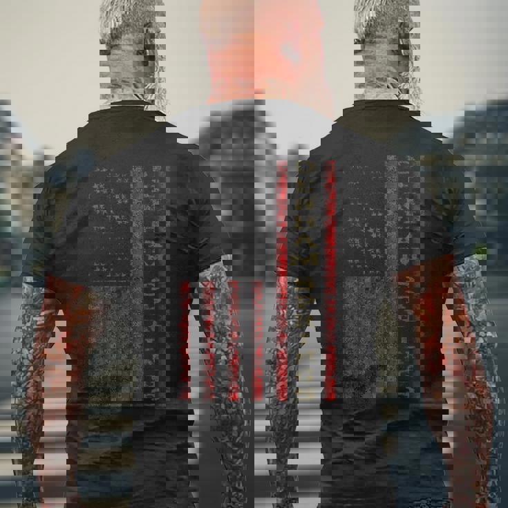 クールな愛国的なデンハム・スプリングス Usa 米国旗のギフトアイデア メンズTシャツ バックプリント 高齢者への贈り物