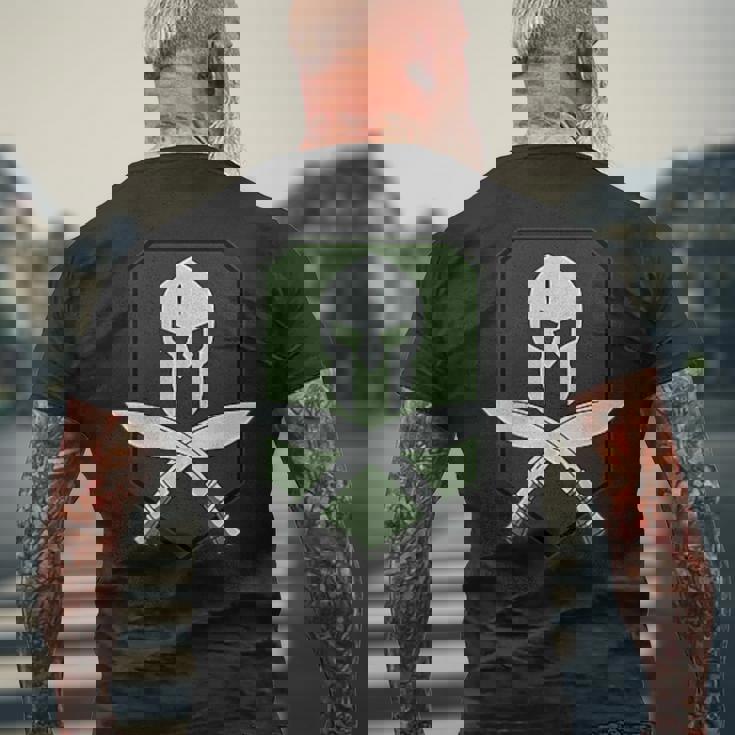 グルカ Arrc イギリス特殊部隊 軍 メンズTシャツ バックプリント 高齢者への贈り物