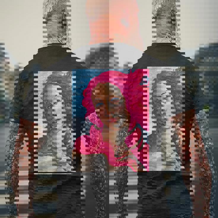 サンドロ・ボッティチェリ作 ピンクの髪の金星 メンズTシャツ バックプリント 高齢者への贈り物