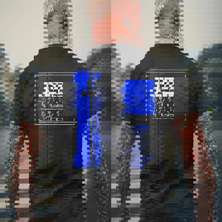 ジャズミュージシャンブルーシート ミュージックブルーノート メンズTシャツ バックプリント 高齢者への贈り物