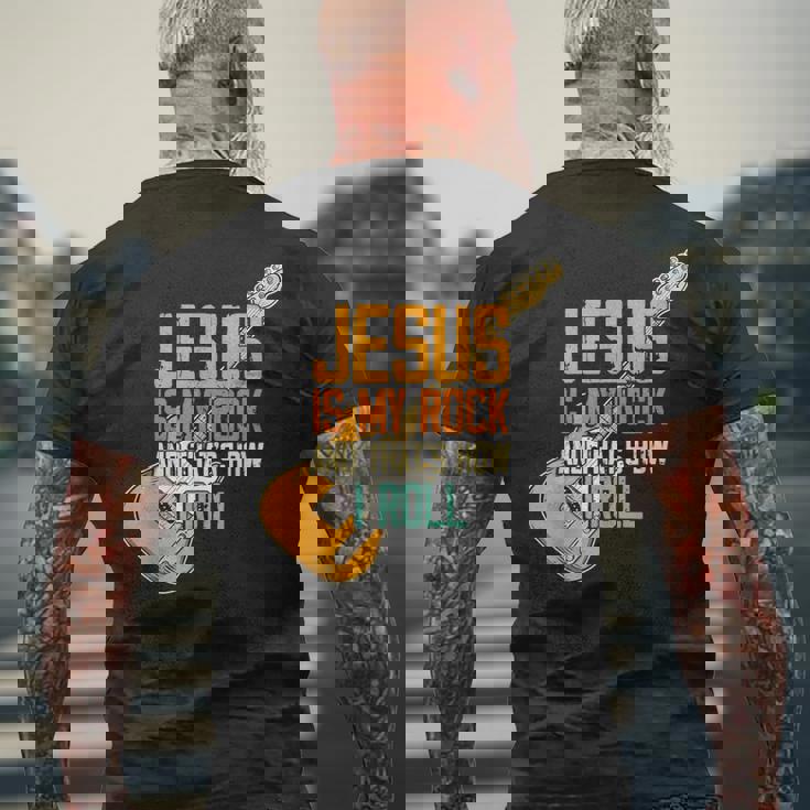 ジーザス・イズ・マイ・ロック・アンド・ザット・イズ・ハウ・アイ・ロール クリスチャン メンズTシャツ バックプリント 高齢者への贈り物