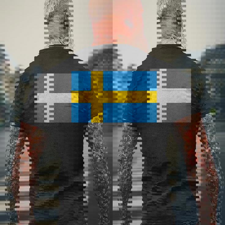 スウェーデンの国旗 メンズTシャツ バックプリント 高齢者への贈り物