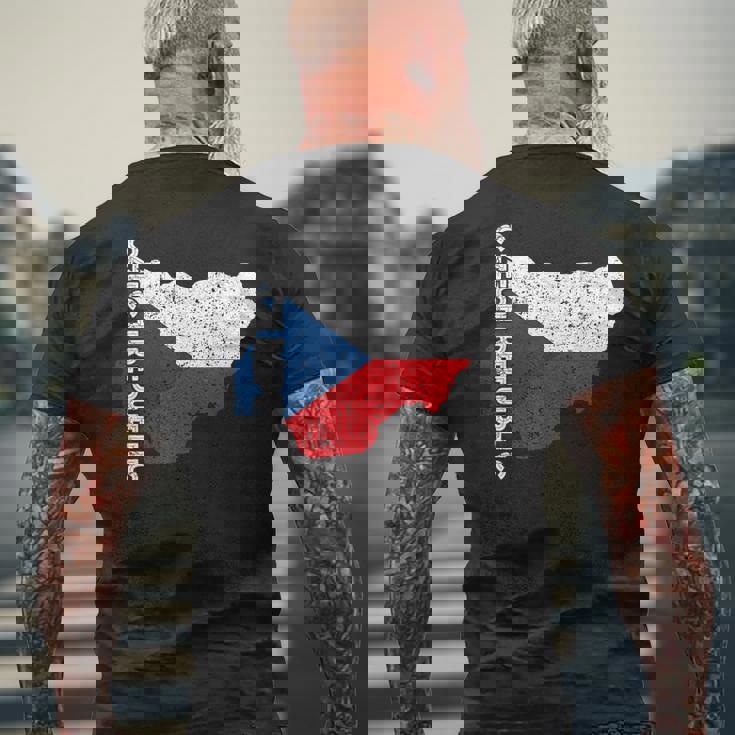 チェコ共和国 チェコ 国旗 チェコ ルーツ 地図 チェコ プライド メンズTシャツ バックプリント 高齢者への贈り物