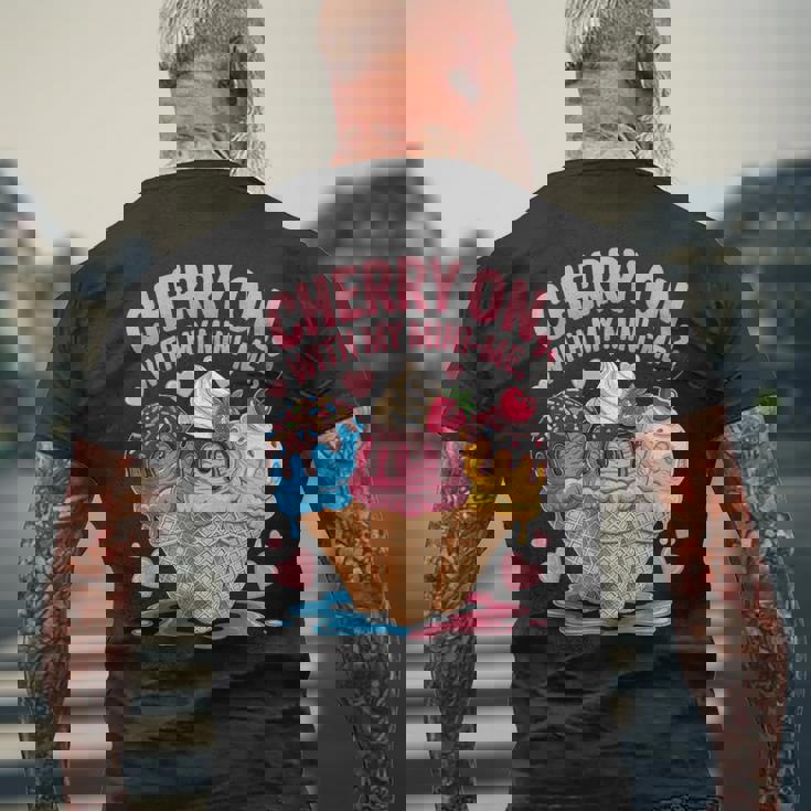 チェリー・オン・ウィズ・マイ・ミニ・ミー・アイスクリーム・ラブ メンズTシャツ バックプリント 高齢者への贈り物