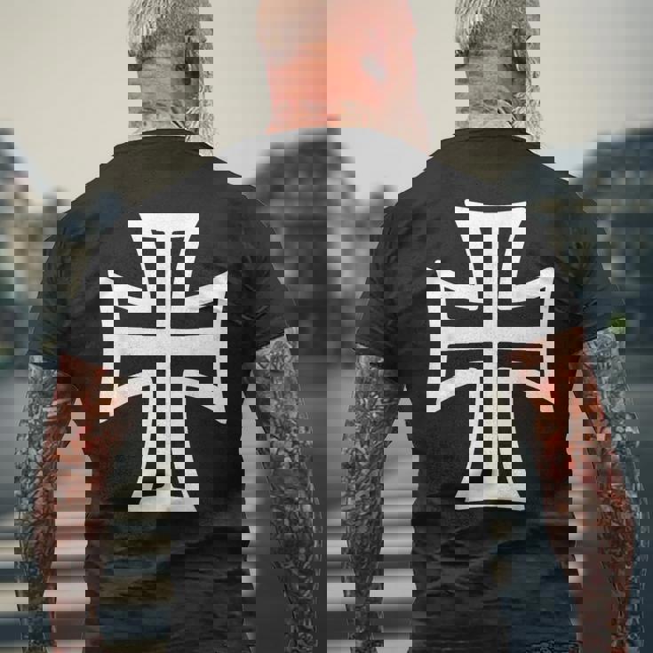 チェーンメール 面白い 中世の騎士 レン・フェア 馬上槍試合 メンズTシャツ バックプリント 高齢者への贈り物