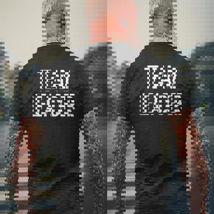 チームリーダー メンズTシャツ バックプリント 高齢者への贈り物