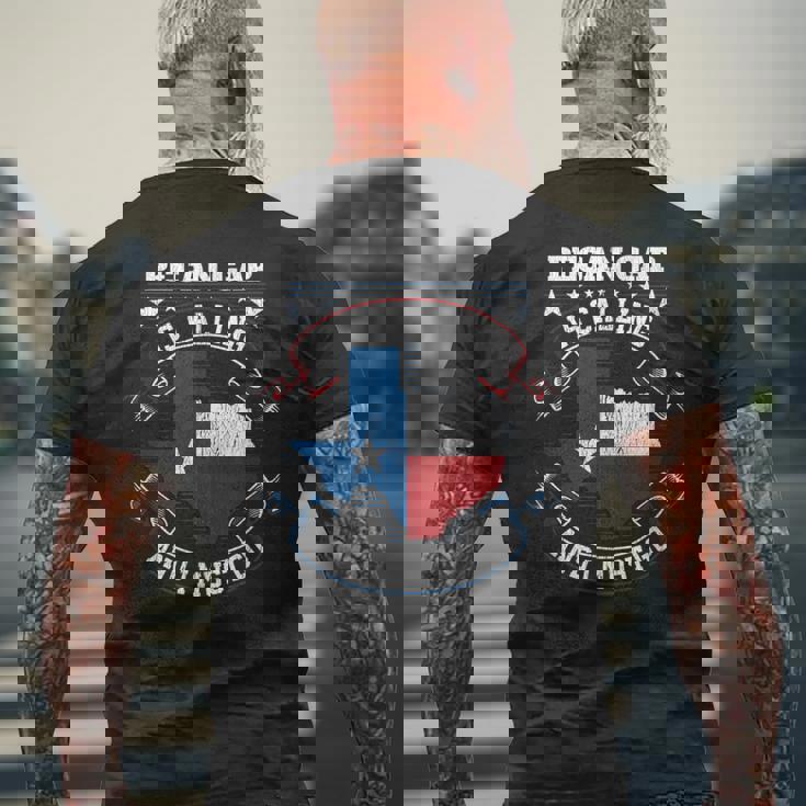 テキサスのピーカンギャップが電話していて、私は行かなければなりません メンズTシャツ バックプリント 高齢者への贈り物