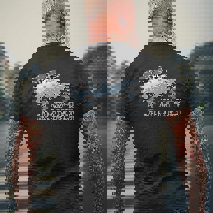 ディフェンダー ルーフテント オフロード 4X4 トラベル 乗り物 ギフト 面白い メンズTシャツ バックプリント 高齢者への贈り物