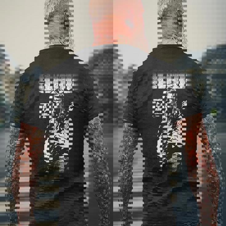 デヴィッド・ギルモア 1972年 写真 メンズTシャツ バックプリント 高齢者への贈り物