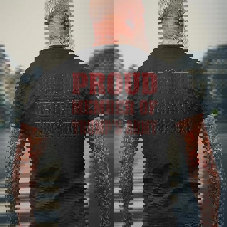 トランプの誇り高きメンバー陸軍シャツ投票トランプ大統領 メンズTシャツ バックプリント 高齢者への贈り物