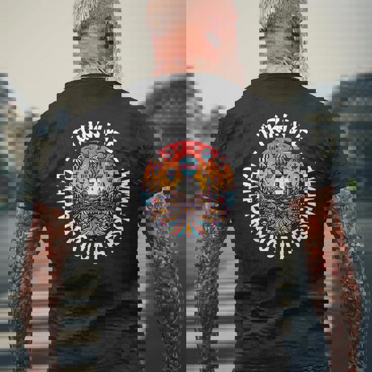 トルコ休暇、テュルキエカッパドキア熱気球フェスティバル メンズTシャツ バックプリント 高齢者への贈り物