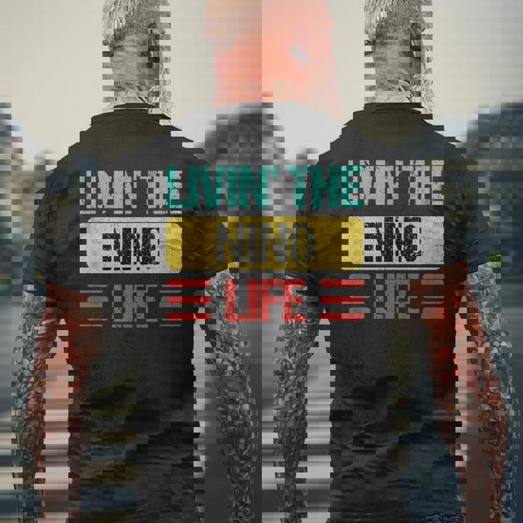 ニノ メンズTシャツ バックプリント 高齢者への贈り物