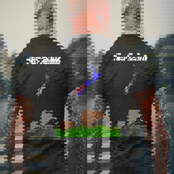 ニュージーランドのお土産キウイバードウォッチングニュージーランド地図 長袖tシャツ メンズTシャツ バックプリント 高齢者への贈り物