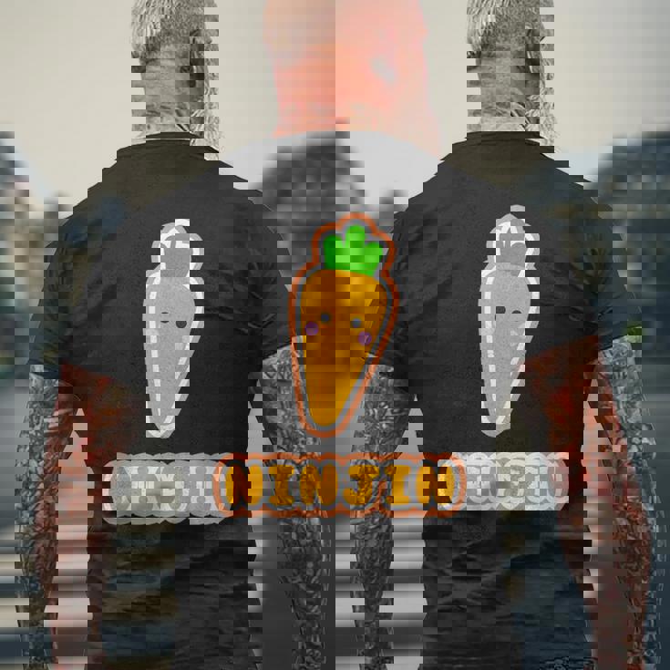 ニンジン 人参 Ninjin『Oyasai お野菜』ゆるくて かわいい キャラクター 面白い メンズTシャツ バックプリント 高齢者への贈り物