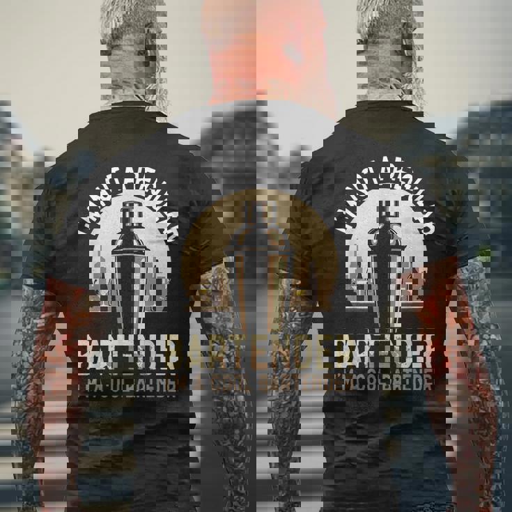 バーテンダー バーテンダー メンズTシャツ バックプリント 高齢者への贈り物