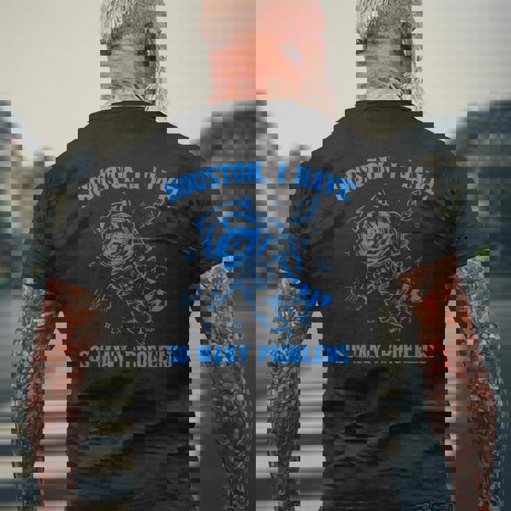 ヒューストン I Haveo Many Problems アライグマ宇宙飛行士 メンズTシャツ バックプリント 高齢者への贈り物