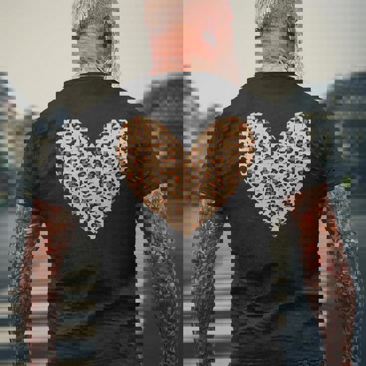 ヒョウ柄のハート／チーター柄のデザイン メンズTシャツ バックプリント 高齢者への贈り物