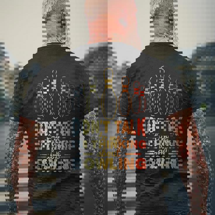 ビンテージボウリングジョークボウリングスポーツ メンズTシャツ バックプリント 高齢者への贈り物