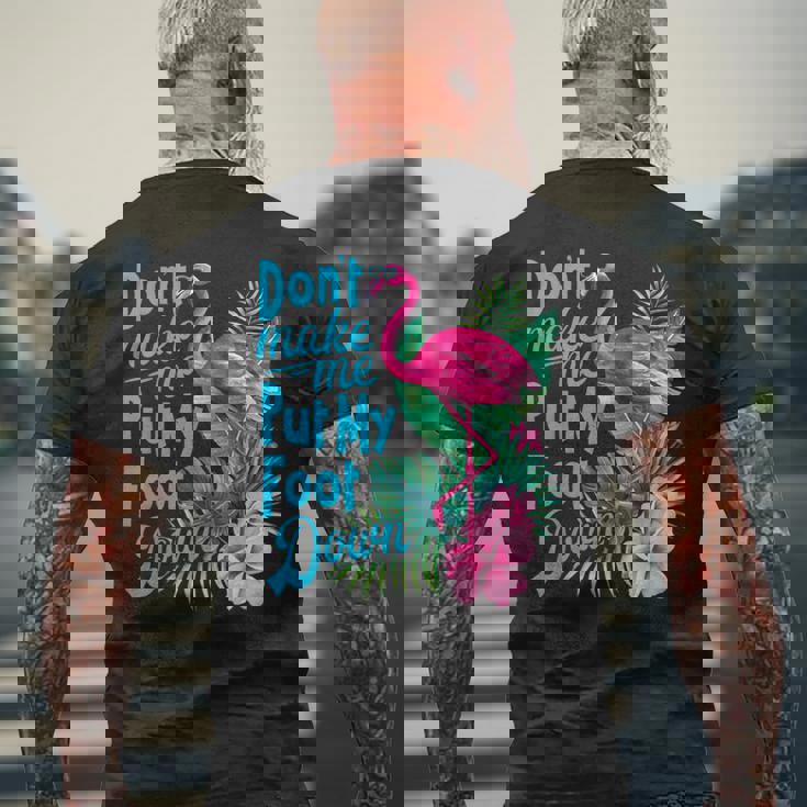 ピンクのフラミンゴ メンズTシャツ バックプリント 高齢者への贈り物