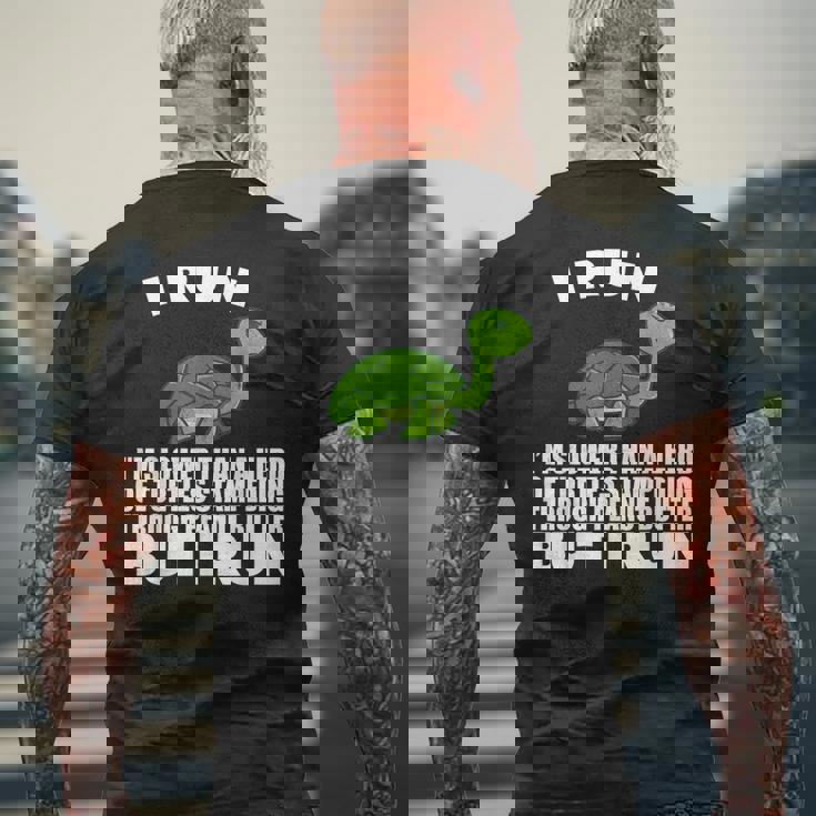 ピーナッツバターで亀よりもゆっくり走る メンズTシャツ バックプリント 高齢者への贈り物