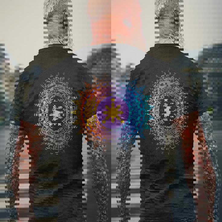 フィリピンの遺産 ヴィンテージ フィリピン国旗 アート ピース メンズTシャツ バックプリント 高齢者への贈り物
