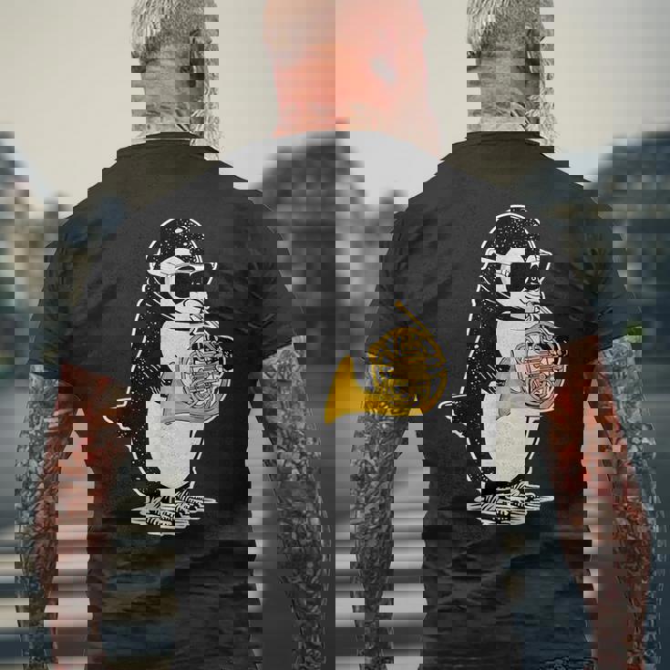 フレンチホルン奏者 ペンギン好き 音楽 フレンチホルン メンズTシャツ バックプリント 高齢者への贈り物