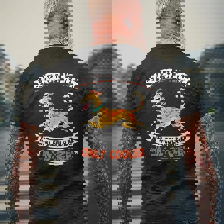 ボルゾイママ、まるで普通のママ専用クーラー-ボルゾイ犬 メンズTシャツ バックプリント 高齢者への贈り物