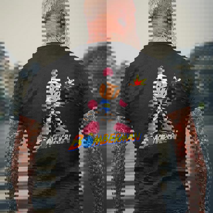 ボンバーマン 爆撃 爆破 レトロ ゲーマー ノスタルジア クラシック メンズTシャツ バックプリント 高齢者への贈り物