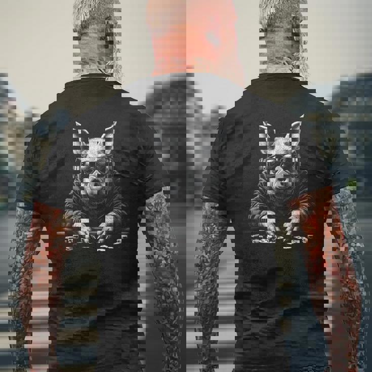 ポーカーで遊ぶ豚 面白い ブラック グラフィック メンズTシャツ バックプリント 高齢者への贈り物