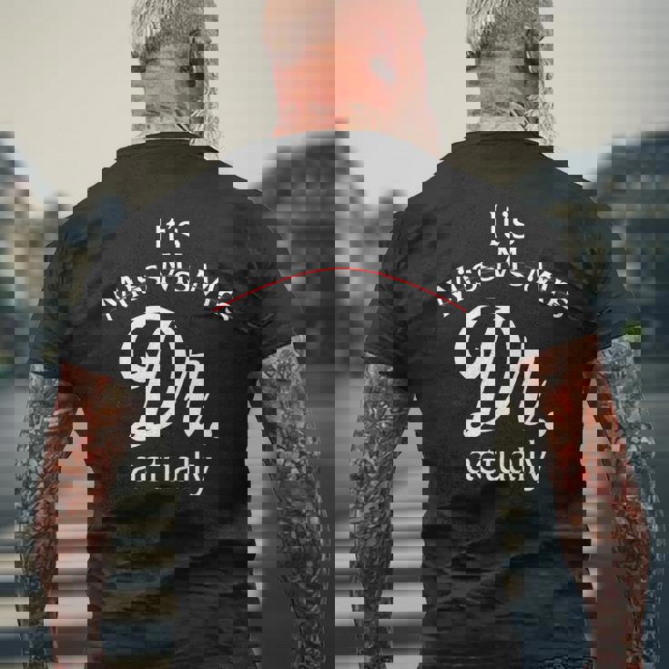 ミス・ミセス・ドクター、実はドクターへの感謝です 長袖tシャツ メンズTシャツ バックプリント 高齢者への贈り物