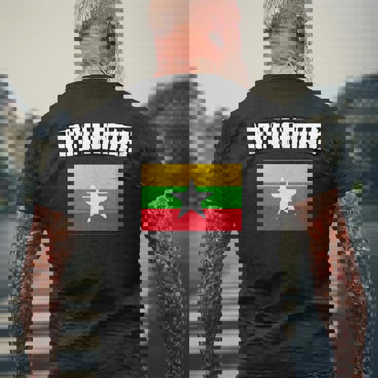 ミャンマー メンズTシャツ バックプリント 高齢者への贈り物