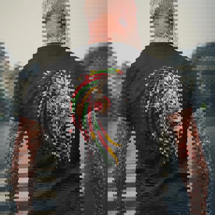 ラスタレゲエミュージックヘッドフォンジャマイカンルーツプライドライオン メンズTシャツ バックプリント 高齢者への贈り物