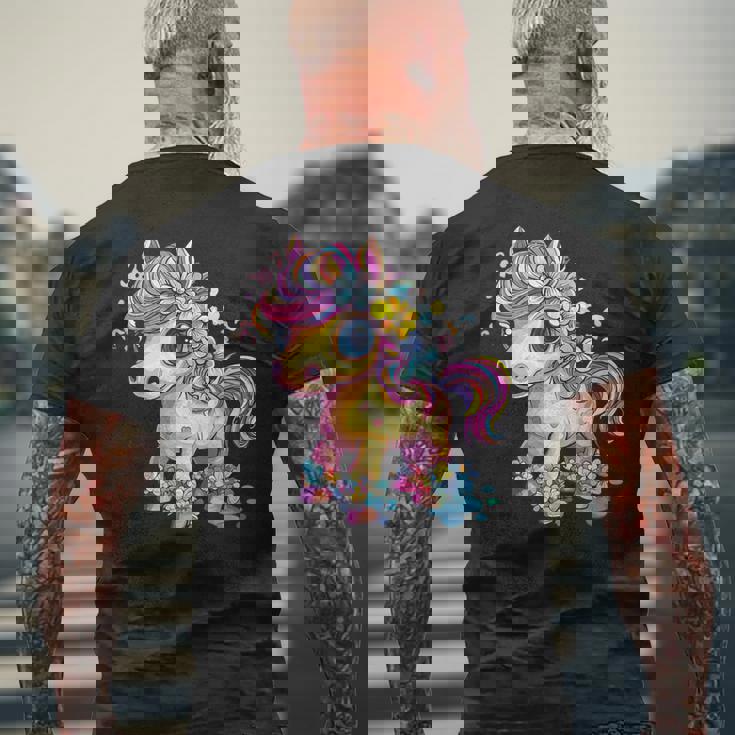 レインボーフラワーマジックのかわいいポニー。 メンズTシャツ バックプリント 高齢者への贈り物