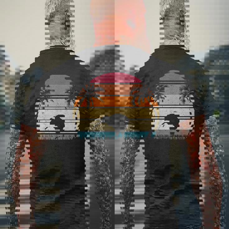 レトロ キウイバード サンセット キウイ鳥 ニュージーランド キウイ鳥 メンズTシャツ バックプリント 高齢者への贈り物