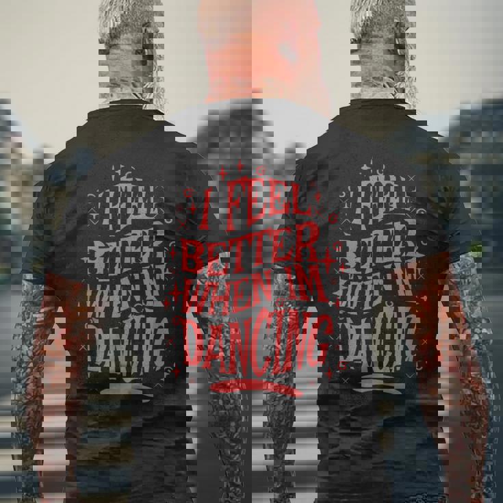 レトロダンスの名言を踊ると気分が良くなる メンズTシャツ バックプリント 高齢者への贈り物