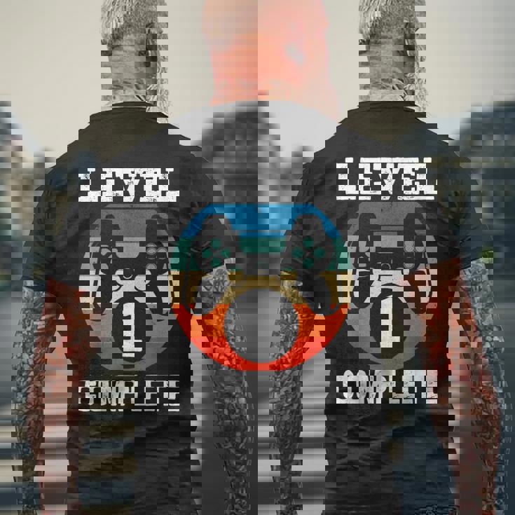 レベル1 結婚1周年記念ギフト 彼への完全ギフト メンズTシャツ バックプリント 高齢者への贈り物