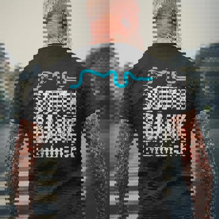 ロンドン、「サウスバンク」の「テムズ川」地図のロンドンお土産 メンズTシャツ バックプリント 高齢者への贈り物